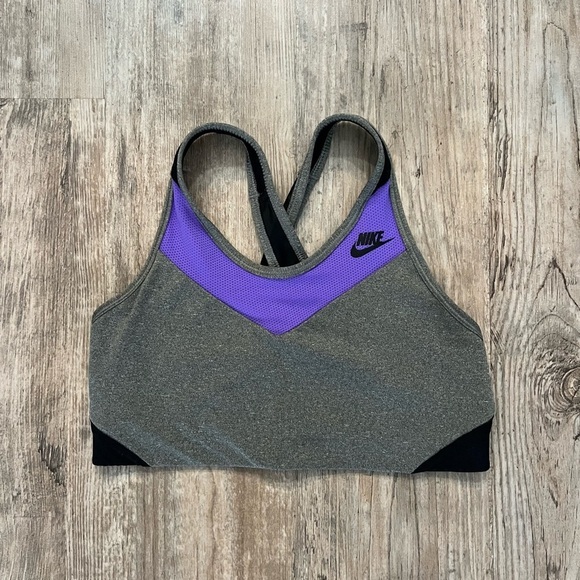 2/$15 Nike Swoosh Windrunner Sports Bra, size S, EUC! - Picture 1 of 6